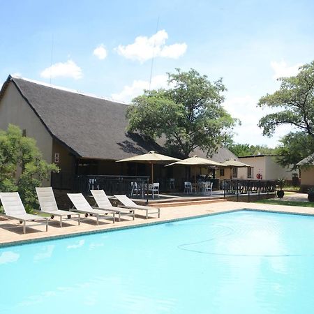Ukutula Lion Lodge Beestekraal  Экстерьер фото